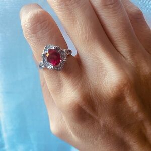 Vintage Avon Sterling Silver 925 Red Halo Rhinestone Ring. Size 6